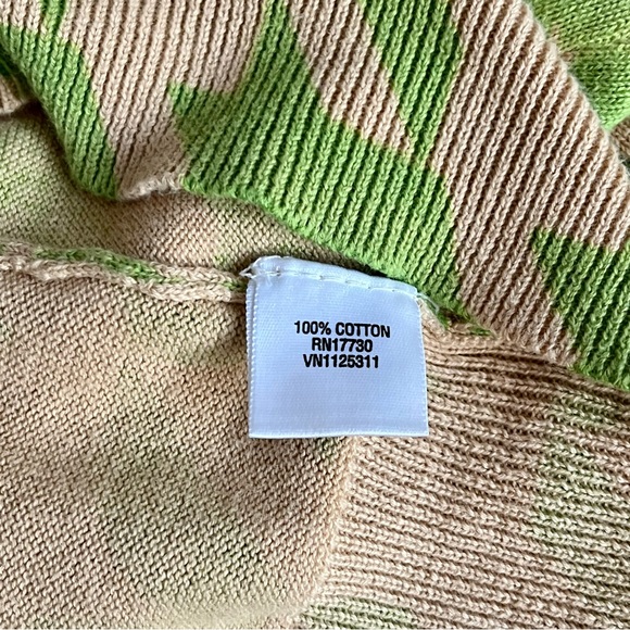 Funky houndstooth Isaac Mizrahi sweater - Picture 8 of 8